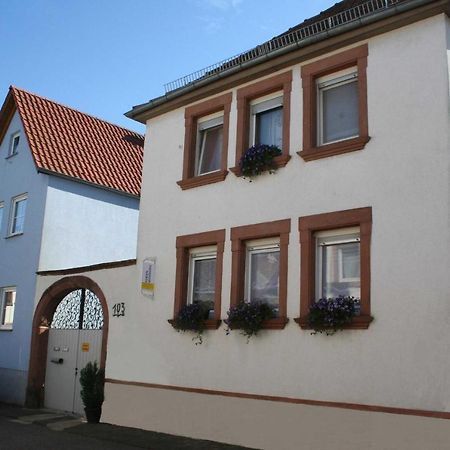 Ferienwohnung Spatzennest In Edesheim Buitenkant foto