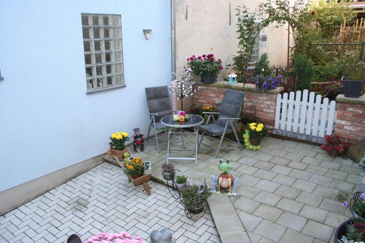 Ferienwohnung Spatzennest In Edesheim Buitenkant foto
